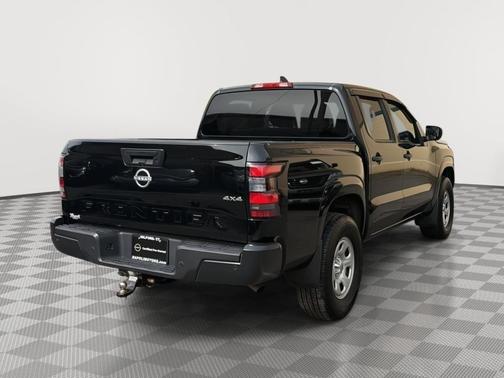 2023 Nissan Frontier S