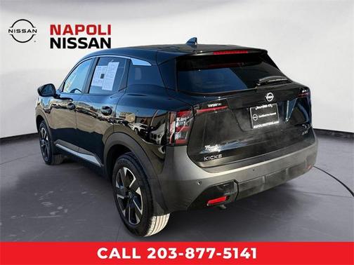 2025 Nissan Kicks SV