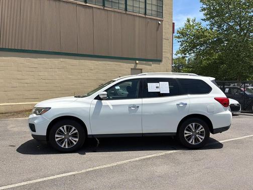 Glacier White 2018 Nissan Pathfinder SV