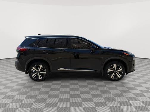 Super Black 2023 Nissan Rogue SL