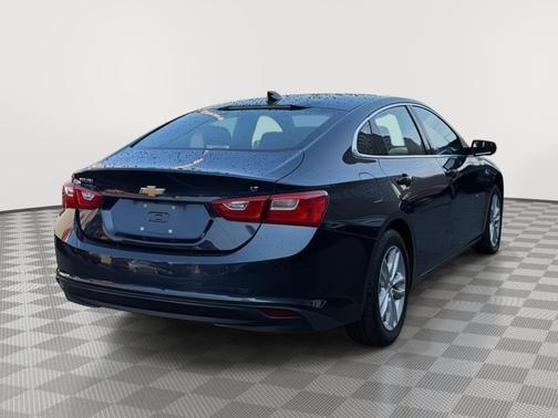 Blue Velvet Metallic 2017 Chevrolet Malibu 1LT