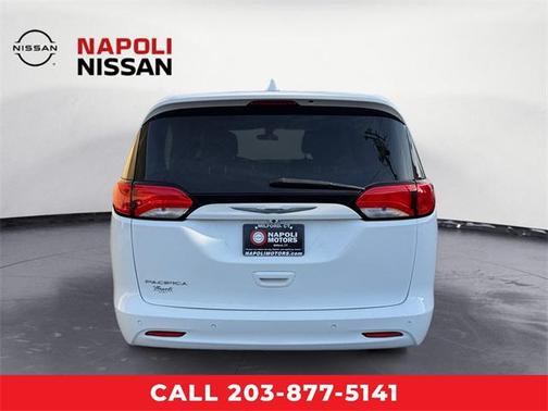 2018 Chrysler Pacifica LX