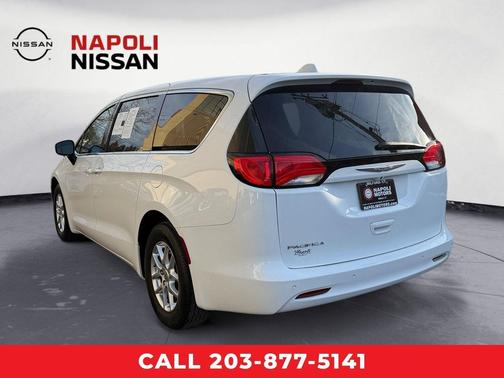 2018 Chrysler Pacifica LX