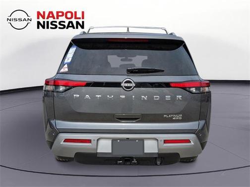 2025 Nissan Pathfinder Platinum 4WD