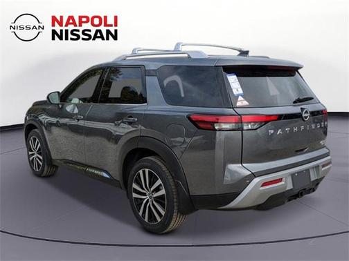 2025 Nissan Pathfinder Platinum 4WD
