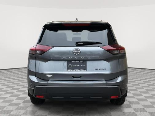 Gun Metallic 2024 Nissan Rogue SV