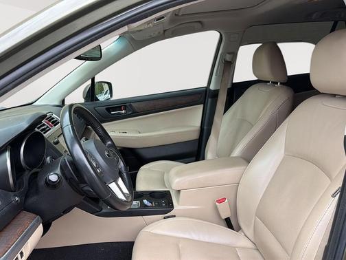 Wilderness Green Metallic 2016 Subaru Outback 2.5i Limited