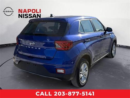 2022 Hyundai VENUE SE