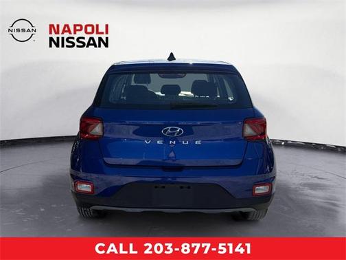 2022 Hyundai VENUE SE