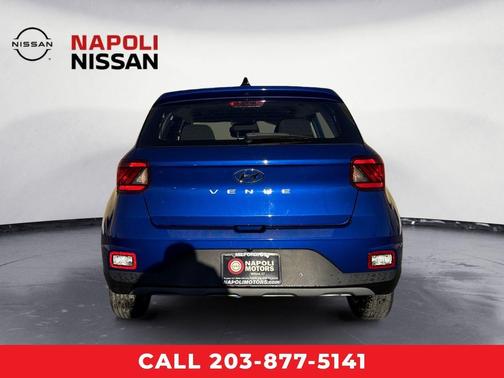 2022 Hyundai VENUE SE