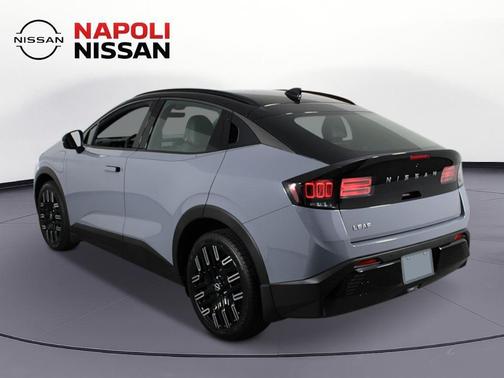 Boulder Gray Pearl/Black 2026 Nissan Leaf PLATINUM+