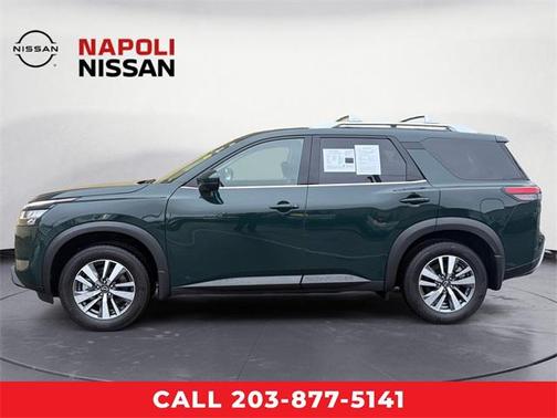 2024 Nissan Pathfinder SL 4WD