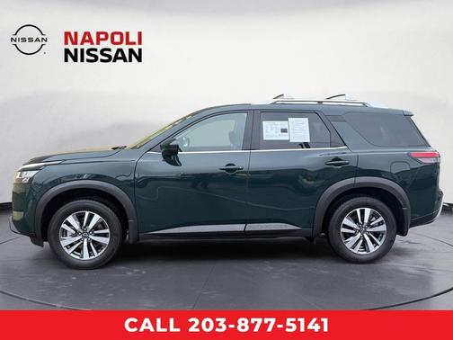 2024 Nissan Pathfinder SL 4WD
