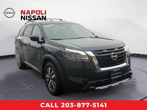 2024 Nissan Pathfinder SL 4WD