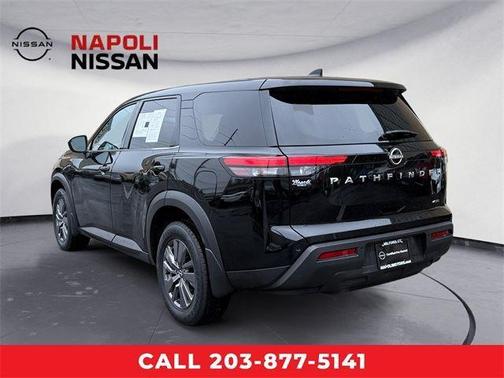 2024 Nissan Pathfinder S 4WD