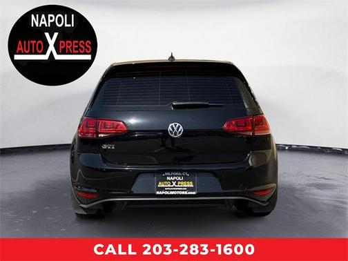 2016 Volkswagen Golf GTI 2.0T SE 4-Door