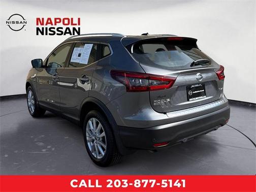 2022 Nissan Rogue Sport SV