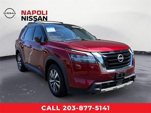 2023 Nissan Pathfinder SL 4WD