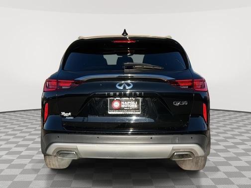 2023 INFINITI QX50 LUXE AWD