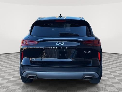 2023 INFINITI QX50 LUXE AWD