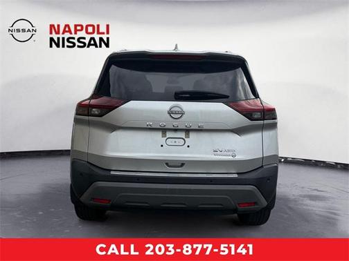 Brilliant Silver Metallic 2023 Nissan Rogue SV