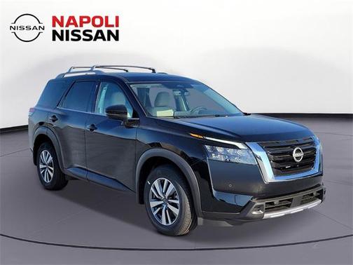 2025 Nissan Pathfinder SL 4WD