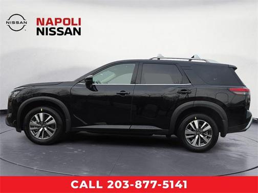 2025 Nissan Pathfinder SL 4WD