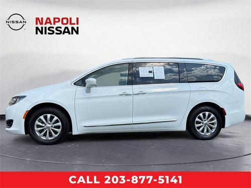2018 Chrysler Pacifica Touring-L