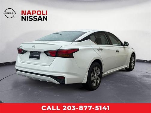 2022 Nissan Altima S FWD