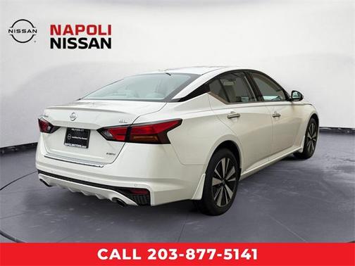 2022 Nissan Altima 2.5 SL