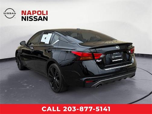 2022 Nissan Altima SR Intelligent AWD
