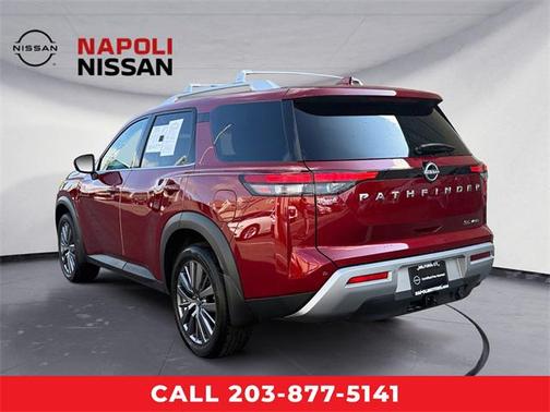 2023 Nissan Pathfinder SL 4WD