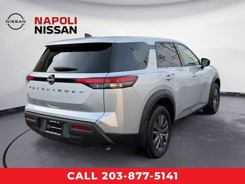 2024 Nissan Pathfinder S 4WD