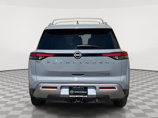 2023 Nissan Pathfinder Platinum 4WD