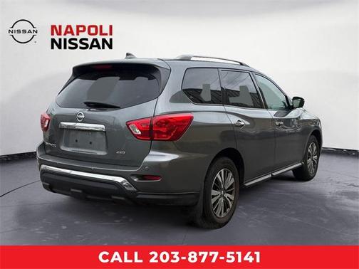 2019 Nissan Pathfinder S