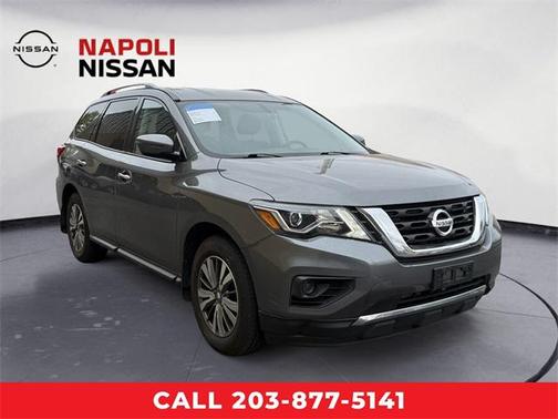 2019 Nissan Pathfinder S