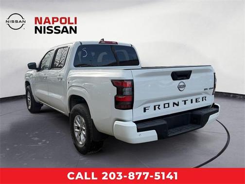 2024 Nissan Frontier SV