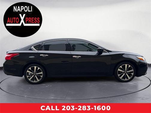 Super Black 2016 Nissan Altima 2.5 SR
