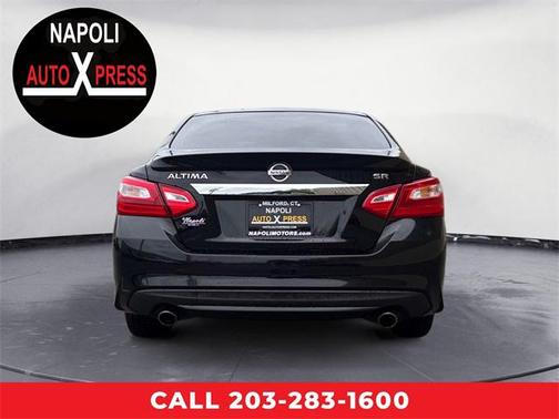 Super Black 2016 Nissan Altima 2.5 SR