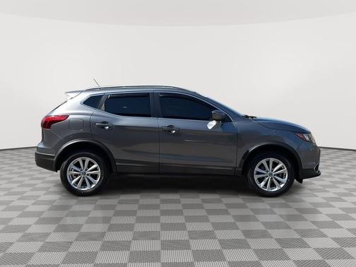 Gun Metallic 2019 Nissan Rogue Sport SV