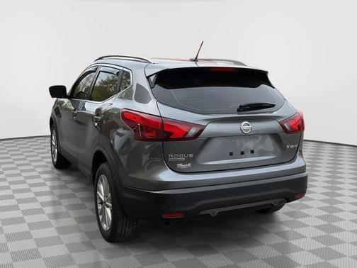 Gun Metallic 2019 Nissan Rogue Sport SV