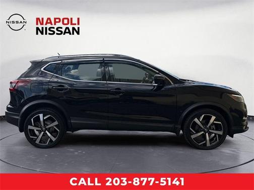 2021 Nissan Rogue Sport SL
