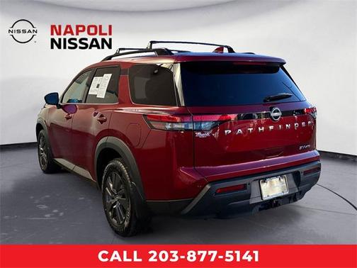 2022 Nissan Pathfinder SV 4WD