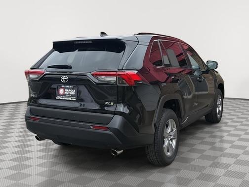 Midnight Black Metallic 2022 Toyota RAV4 XLE