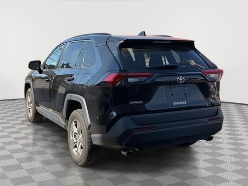 Midnight Black Metallic 2022 Toyota RAV4 XLE
