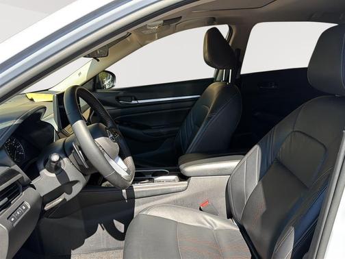 Gray Sky Pearl 2025 Nissan Altima SR AWD