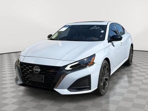Gray Sky Pearl 2025 Nissan Altima SR AWD
