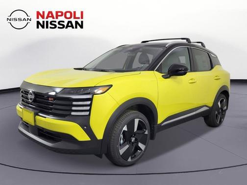 Yuzu Yellow Metallic/Super Black 2026 Nissan Kicks SR