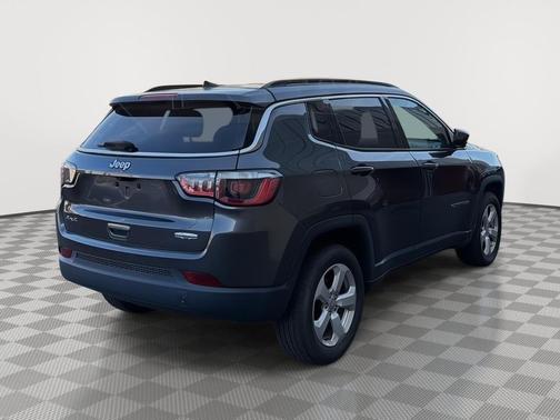 Granite Crystal Metallic Clearcoat 2020 Jeep Compass Latitude