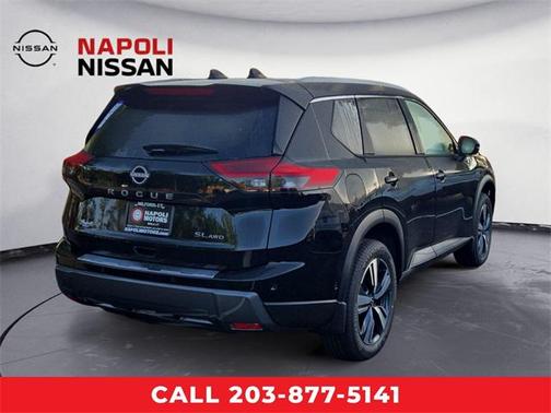 2025 Nissan Rogue SL